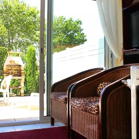 דירה T2 Climatise Avec Piscine Et Parking Au Cap D'agde - Fr-1-607-52