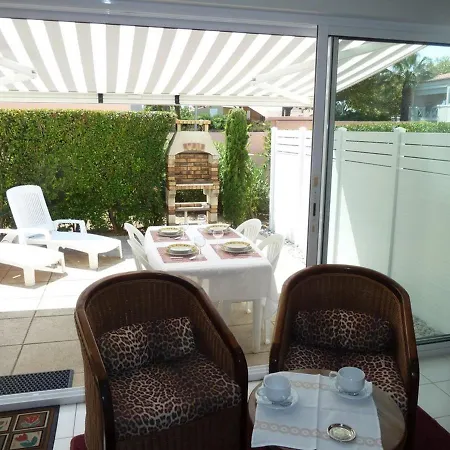 דירה T2 Climatise Avec Piscine Et Parking Au Cap D'agde - Fr-1-607-52