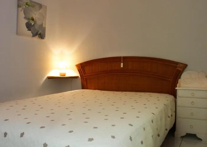 T2 Climatise Avec Piscine Et Parking Au Cap D'agde - Fr-1-607-52 Апартаменты