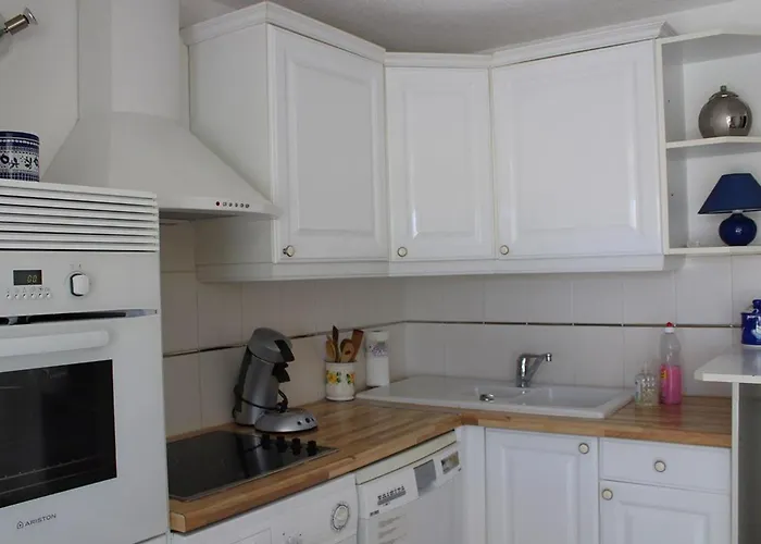 T2 Climatise Avec Piscine Et Parking Au Cap D'agde - Fr-1-607-52 Апартаменты Агд